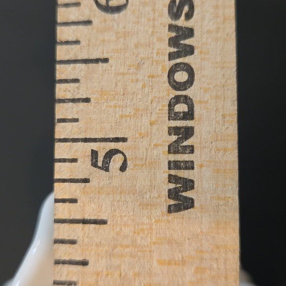 VTG Fenton White Hobnail Milk Glass Round Vase With Crimped Ruffled Edges 4 1/4" - Picture 9 of 9